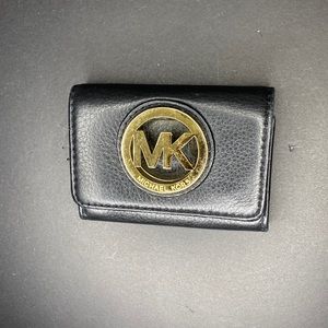 Michael Kors cardholder in goodwill condition(Black)